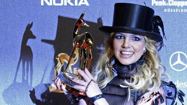 El padre de Britney Spears muestra un vídeo a su hija en el que su novio le es infiel