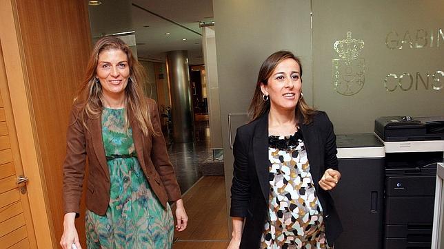 El número de mujeres se iguala al de hombres en altos cargos de la Xunta