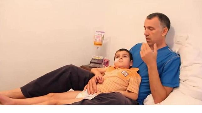 La Audiencia Nacional ordena la inmediata libertad de los padres de Ashya King