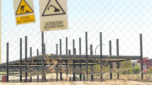 El Margaret Thatcher, un colegio fantasma en Barajas