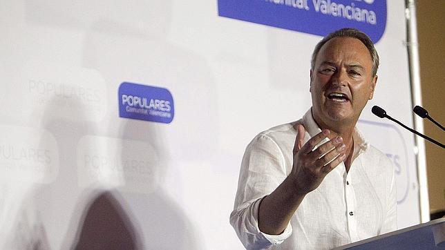 Alberto Fabra durante su intervención en la cena de inicio del curso político