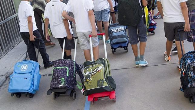 La tasa de abandono escolar temprano en España se reduce al 22,7%