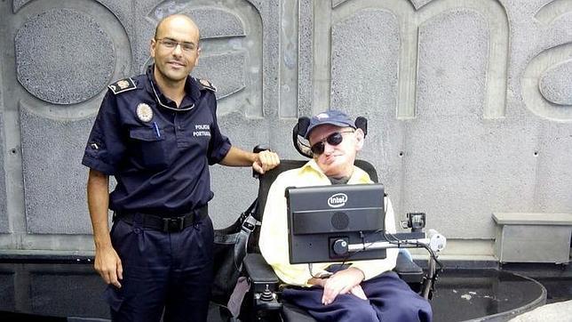Stephen Hawking llega a Canarias