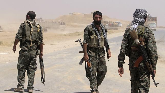 Fuerzas kurdas que recibirán asesoramiento y equipamiento para luchar contra el Estado Islámico