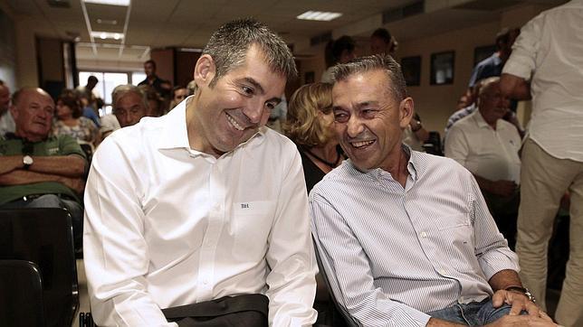 Fernando Clavijo derrota a Paulino Rivero y será el candidato de CC en las autonómicas