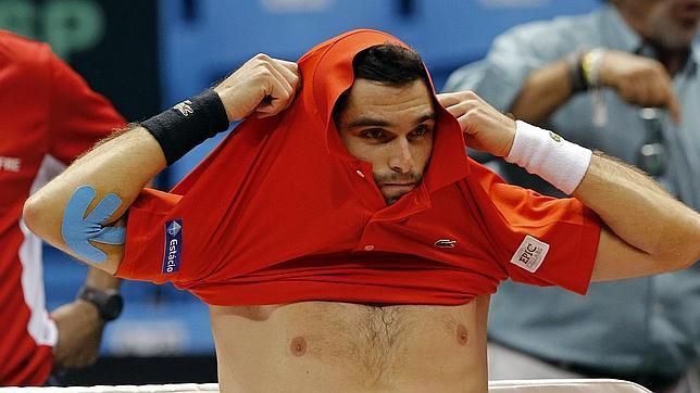 España se complica la vida