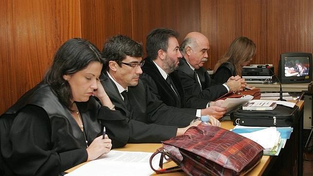 En libertad siete presuntos sicarios tras anularse el juicio que les había condenado