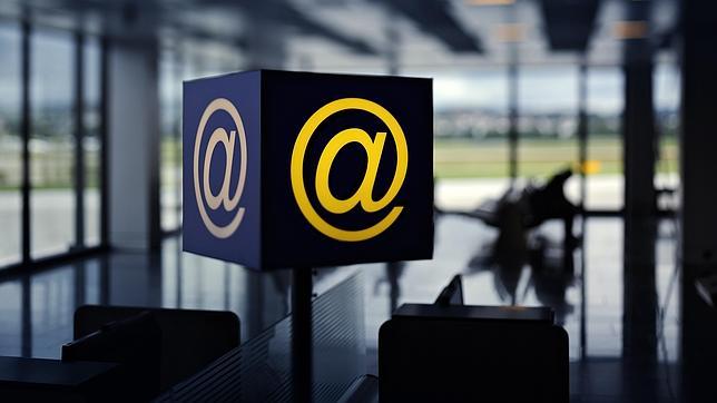 El WiFi de los aeropuertos españoles, a la cola de Europa