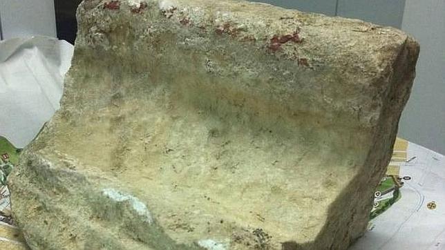 Dos turistas estadounidenses se fugan con un trozo de cornisa en Pompeya