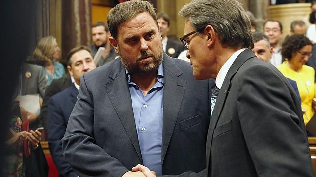 En directo: Todo está listo para convocar la consulta «en unas horas o días»