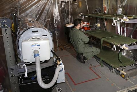 El avión que trasladará a García Viejo cuenta con cámara de aislamiento y dos equipos médicos