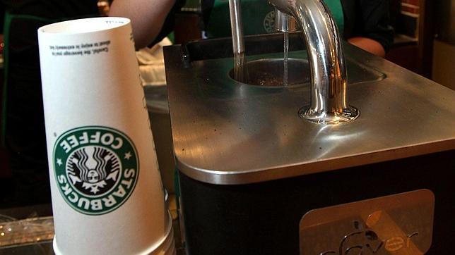 «Starbucks» crea un café con sabor a cerveza