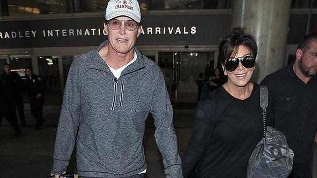 Kris y Bruce Jenner se divorcian después de un año separados