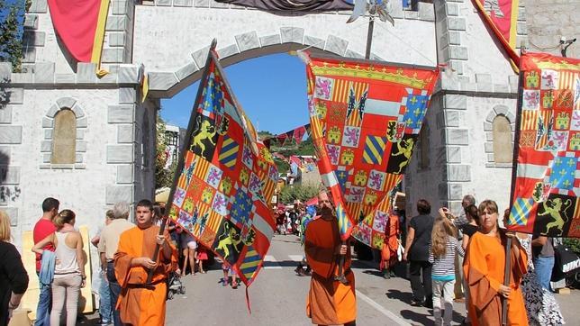 Carlos V vuelve a desembarcar en Laredo