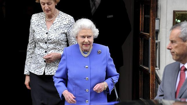 Cameron dice que Isabel II «ronroneó» de satisfacción con el resultado de Escocia