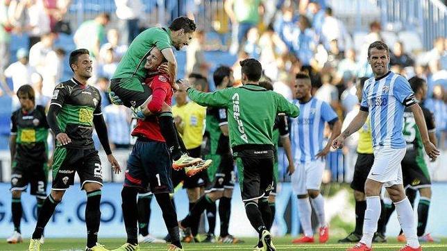 El Málaga-Elche, en el foco de la sospecha