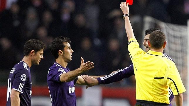 Thomson pitará el Ludogorets-Real Madrid y Felix Brych el Atlético-Juventus