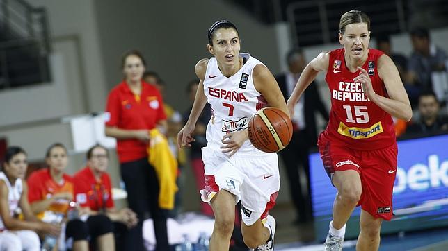 España da un golpe definitivo hacia las medallas tras ganar a la República Checa