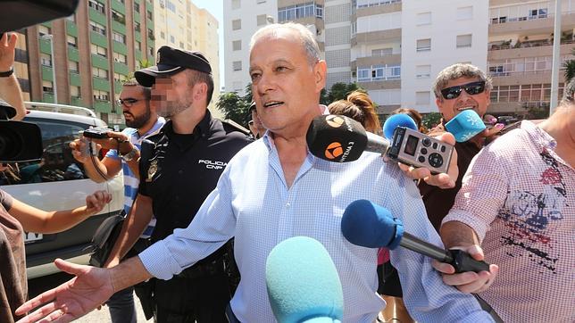 El exconsejero andaluz de Hacienda recurre para que Alaya no investigue su caso