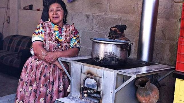 Genera biogás a partir de desechos para abastecer  a pequeñas viviendas en Guatemala