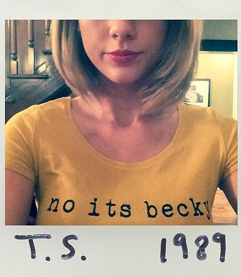 Taylor Swift juega con sus fans en internet