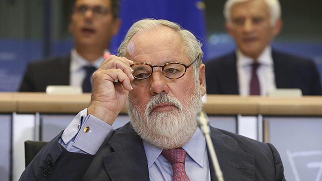 Arias Cañete pide perdón por su comentario «desafortunado»: «Creo firmemente en la igualdad»