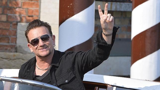 Bono: «U2 no regala el disco. Es Apple quien lo está dando»