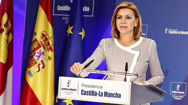 Cospedal y Santamaría abren la interparlamentaria del PP para «hablar bien de España»
