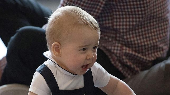 Los Duques de Cambridge, contra los paparazzi que persiguen al Príncipe Jorge