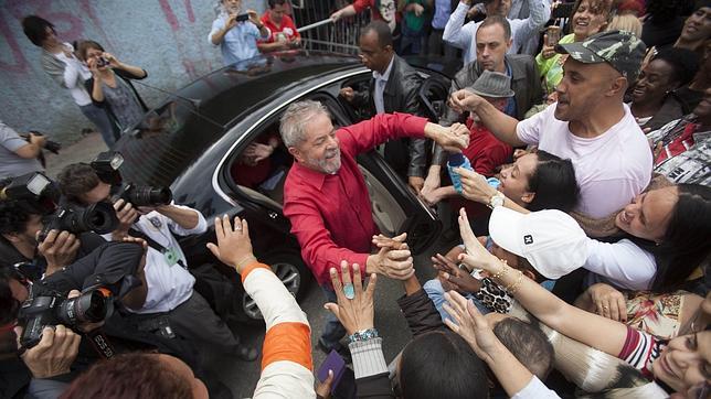 El posible regreso de Lula al poder amenaza con perjudicar a Rousseff