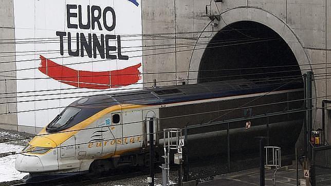 Reino Unido vende su participación en Eurostar, el tren que une Londres y París