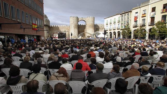 Blázquez: «Santa Teresa es experta en traer papas a España»