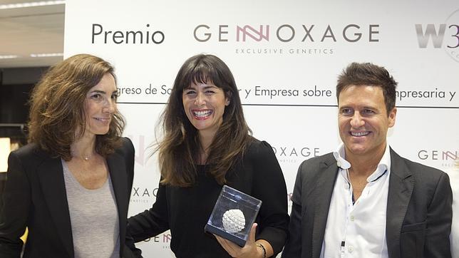 Nuria Roca recibe el Premio Genoxage Women 360º