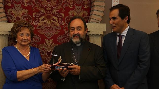 Obispo Juan José Aguirre: «Los premios son para Dios, sólo soy una herramienta»