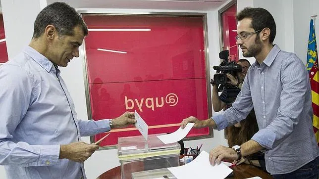 Toni Cantó gana las primarias de UPyD y será candidato a la Generalitat valenciana