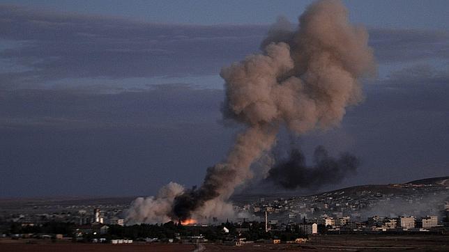 Explosión el lunes tras un bombardeo presuntamente efectuado por la coalición internacional