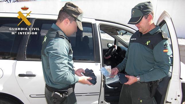 La Guardia Civil desmantela un grupo de 14 ladrones que robaban en casas