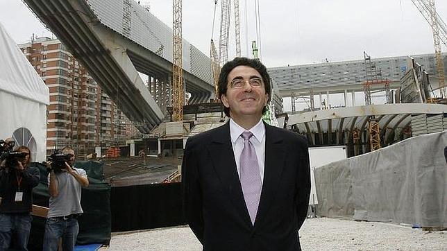 Calatrava: imputado en España y premiado en Canadá