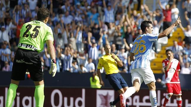 El Málaga arrolla al Rayo