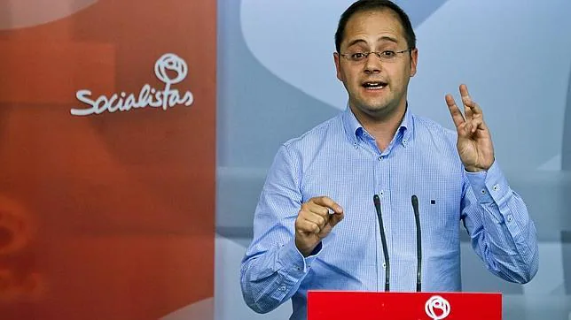 César Luena, número dos del PSOE