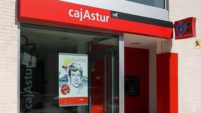 Cajastur integra Liberbank junto a las cajas de Extremadura y Cantabria