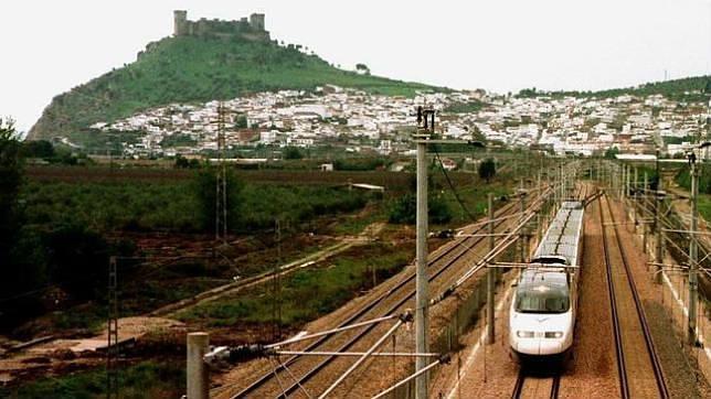 Fomento alarga ahora 25 minutos los nuevos AVE entre Sevilla y Málaga