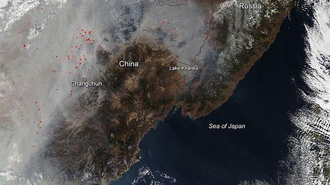 El humo que se extiende por China se ve desde el espacio