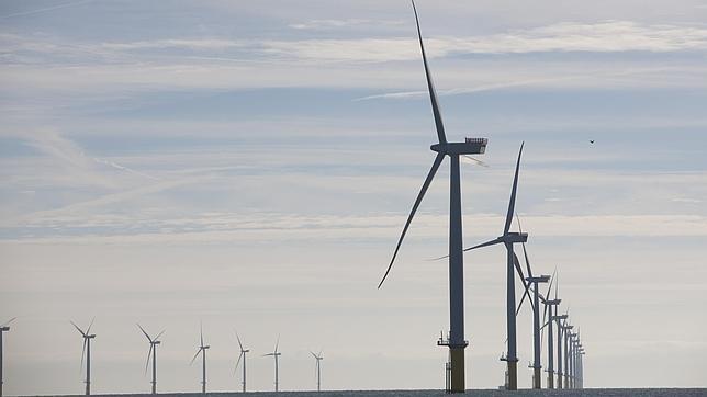 Los aerogeneradores están a 20 kilómetros de la costa