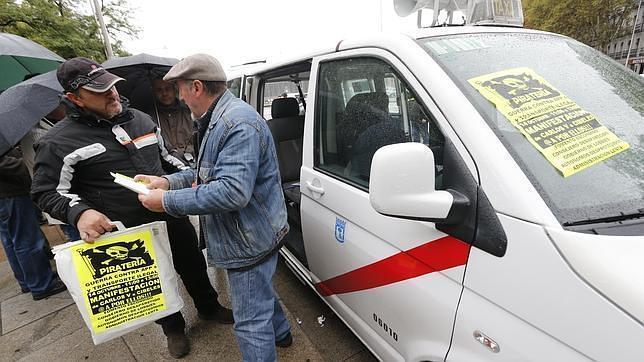 Las asociaciones valencianas de taxis también demandarán a la aplicación Uber