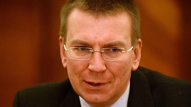 Edgars Rinkevics, ministro de Exteriores de Letonia, reconoce su homosexualidad en Twitter