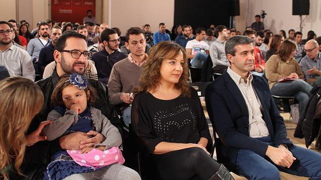 Pedro Sánchez se reúne este domingo en el Café Del Fin con jóvenes catalanes