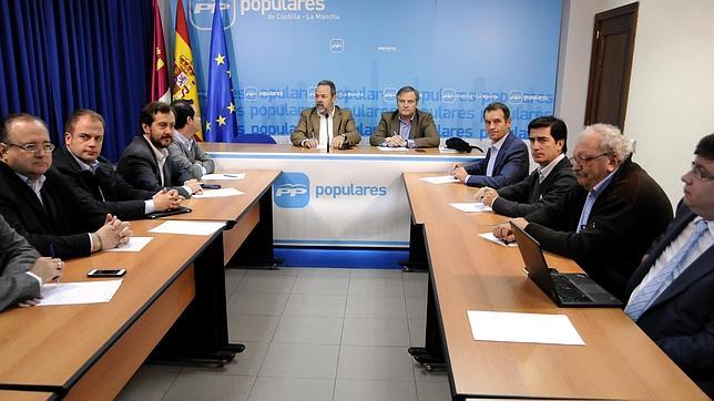 El PP centra su reunión económica en el objetivo principal de Cospedal de crear empleo