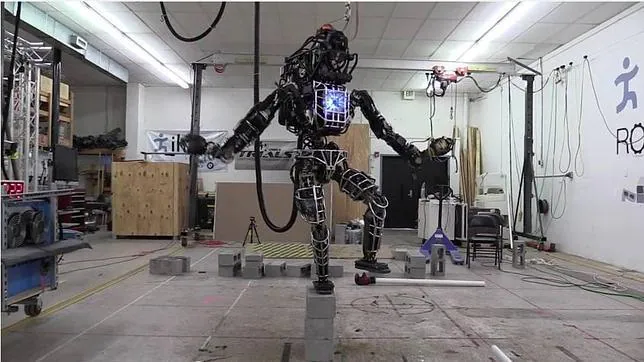 El robot Atlas en una de sus «katas»