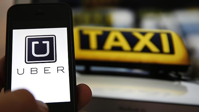 Taxistas dicen que Uber no es economía colaborativa